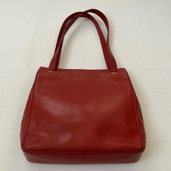 CHANEL Vintage CC Caviar Leather Shoulder Tote Red - Picture 2 of 16